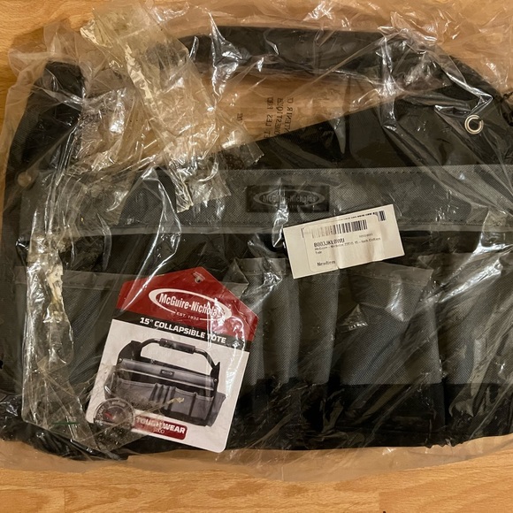 McGuire - Nicholas Collapsible 15” Tote - Picture 2 of 2